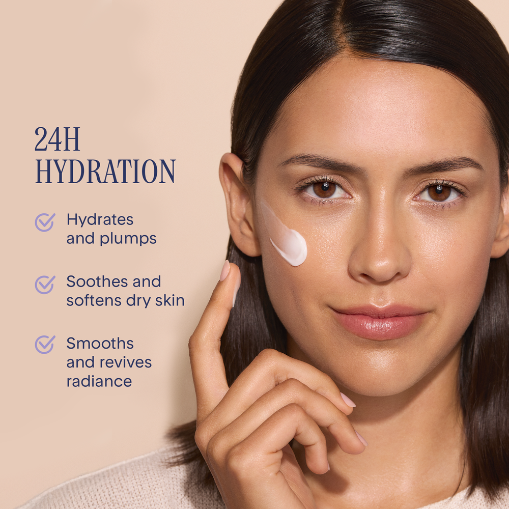 Moisture Cream with Clari-T Sample